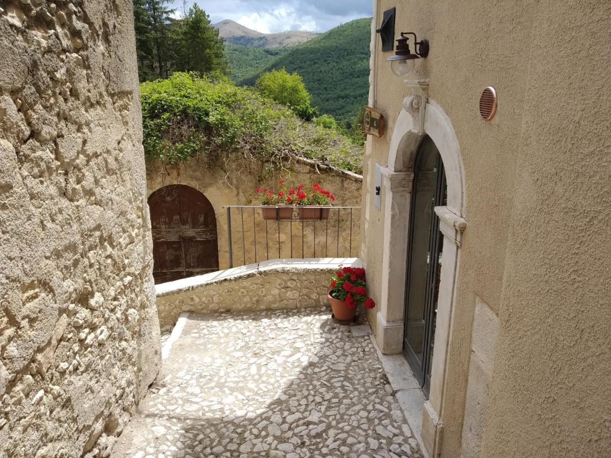 Sognando Bominaco - Dimora il Milord Villa Esterno foto