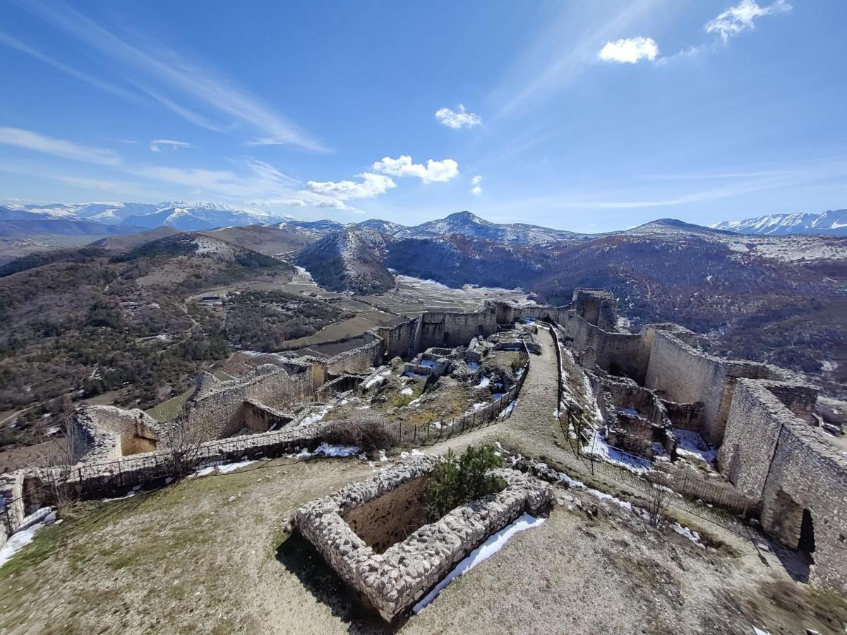 Sognando Bominaco - Dimora il Milord Villa Esterno foto